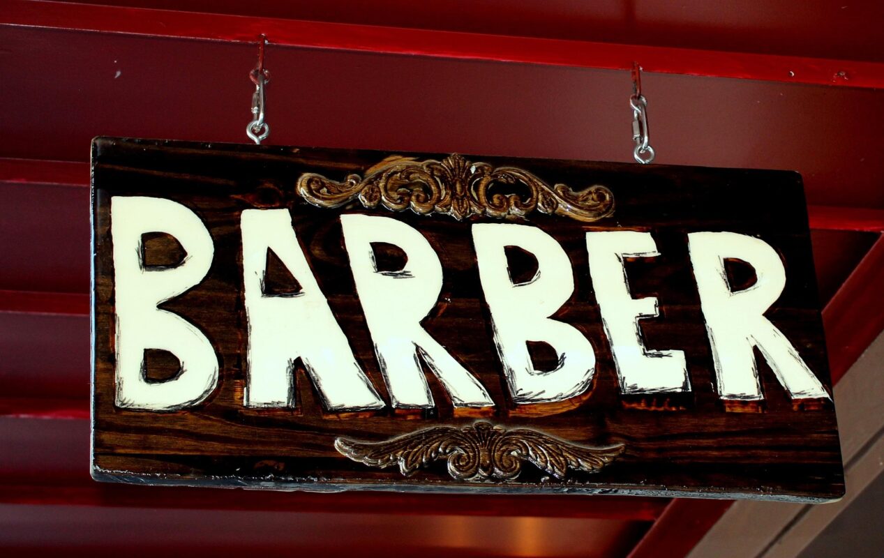 Barbershop signage (Source: Pixabay - Renee_Olmsted_Photography)